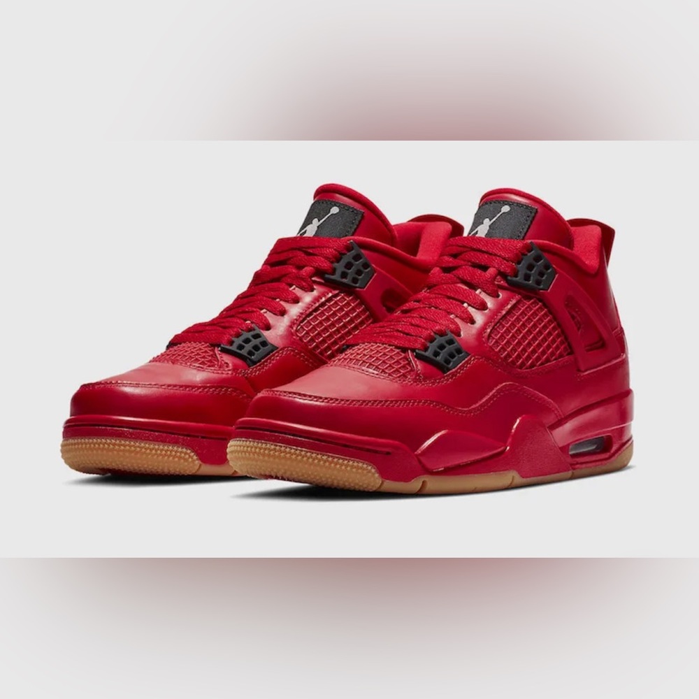 Nike Women’s Jordan 4 Retro